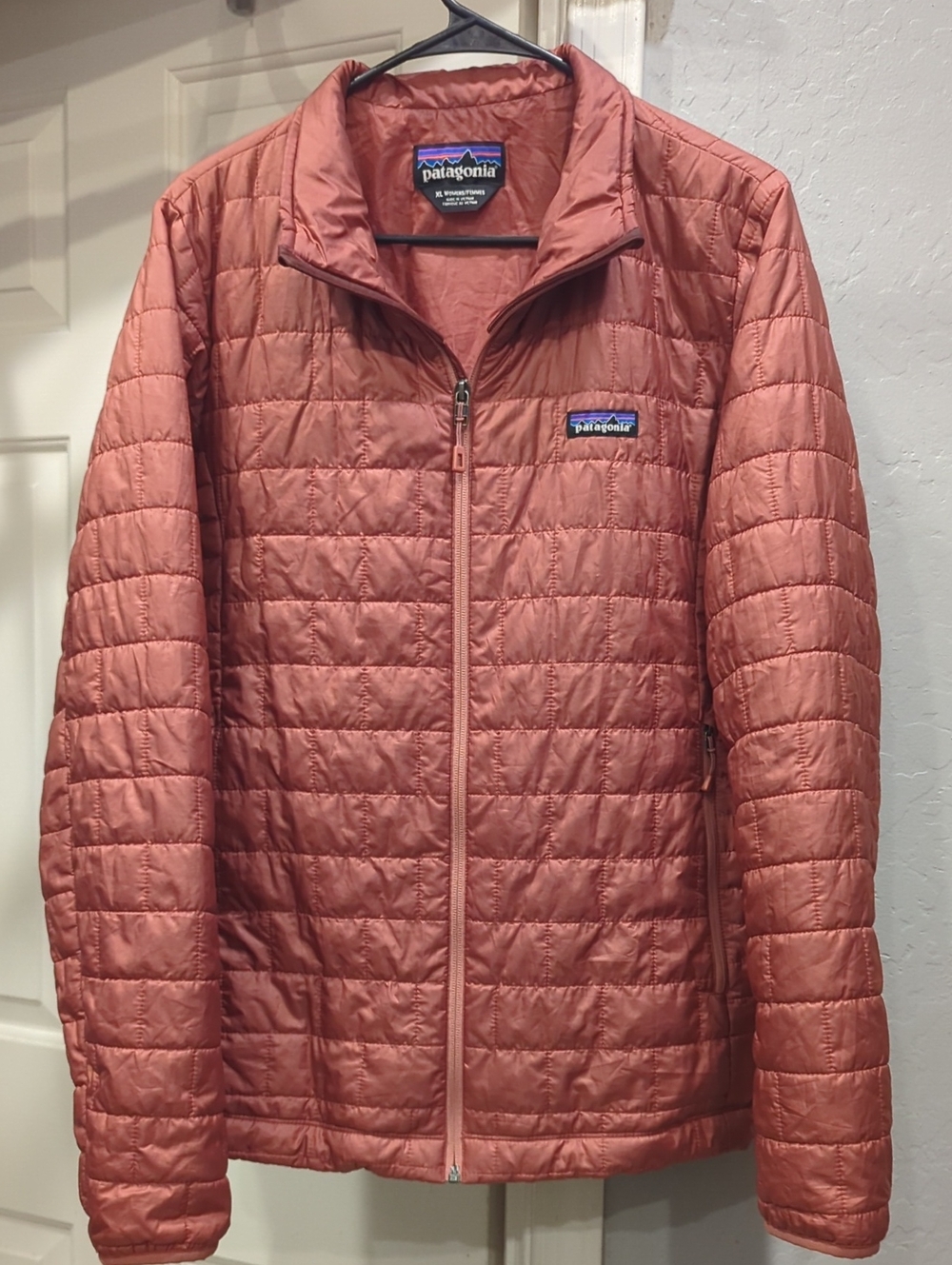 Patagonia Women’s XL Nano Puff Jacket Rosehip RHP Packable Puffer